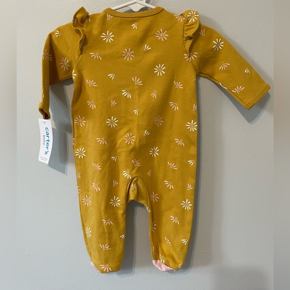 CARTERS gold and pink sleep and play - Picture 3 of 5